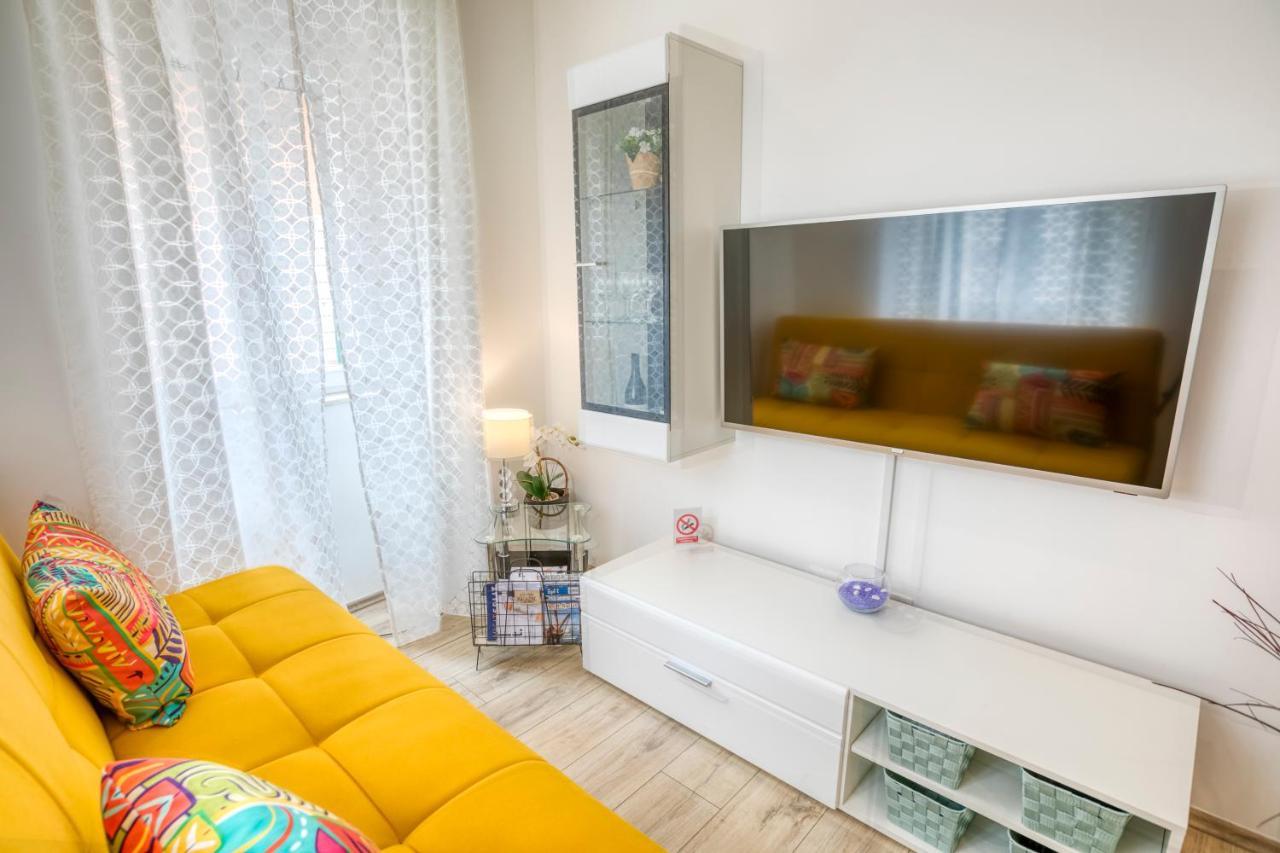 Apartment Grace, Feel At Home - Away From Home Split Ngoại thất bức ảnh